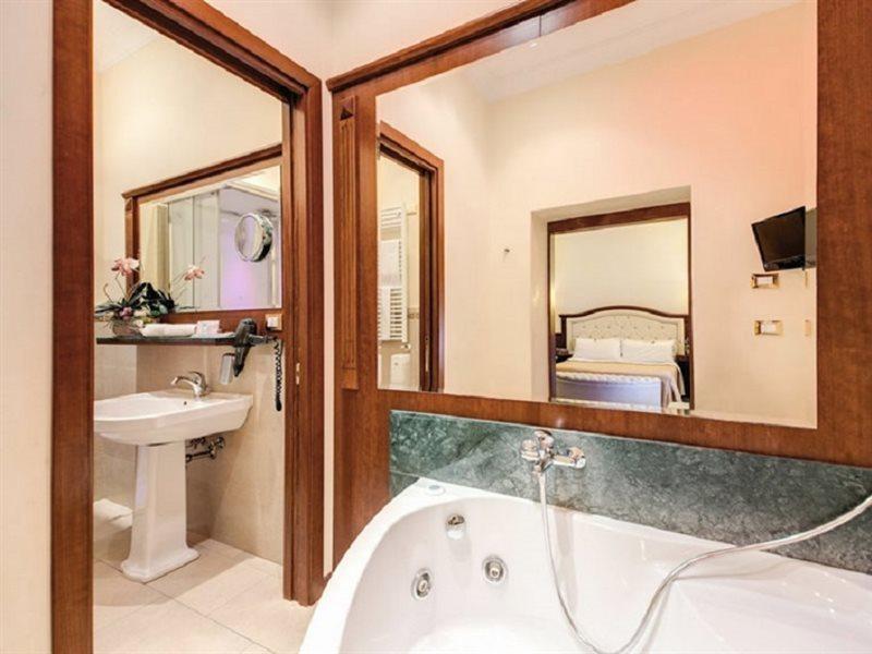 Esedra Inn Рим Екстериор снимка