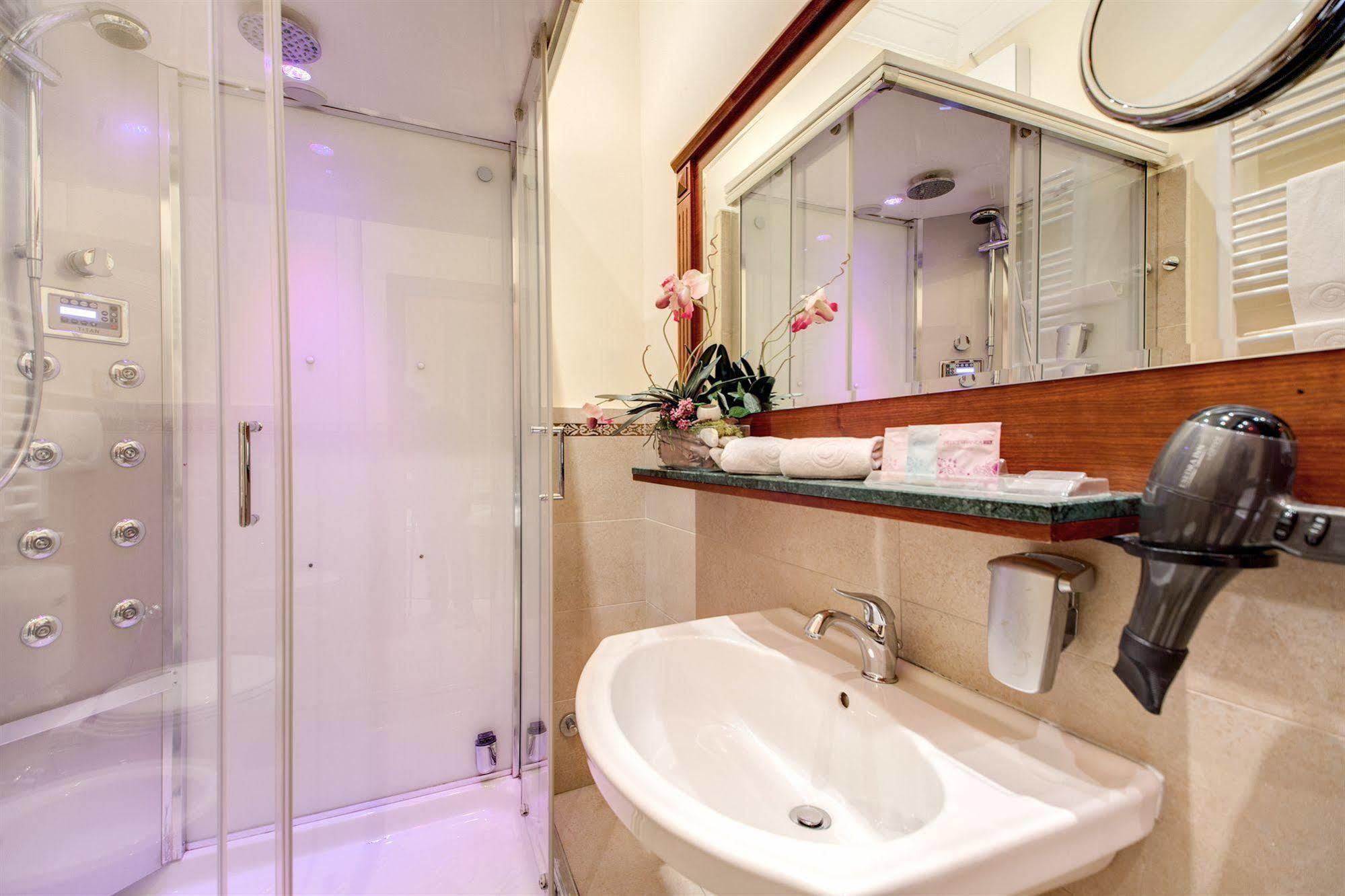 Esedra Inn Рим Екстериор снимка