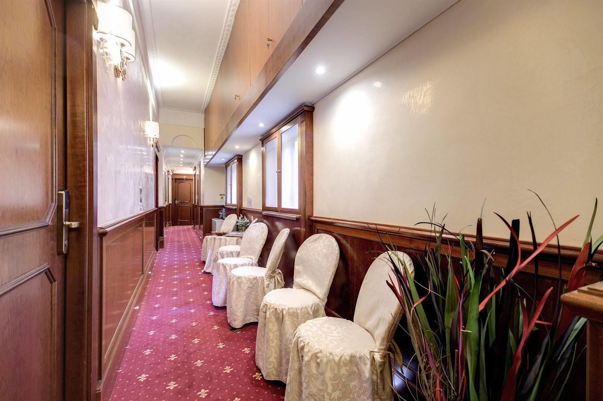 Esedra Inn Рим Екстериор снимка