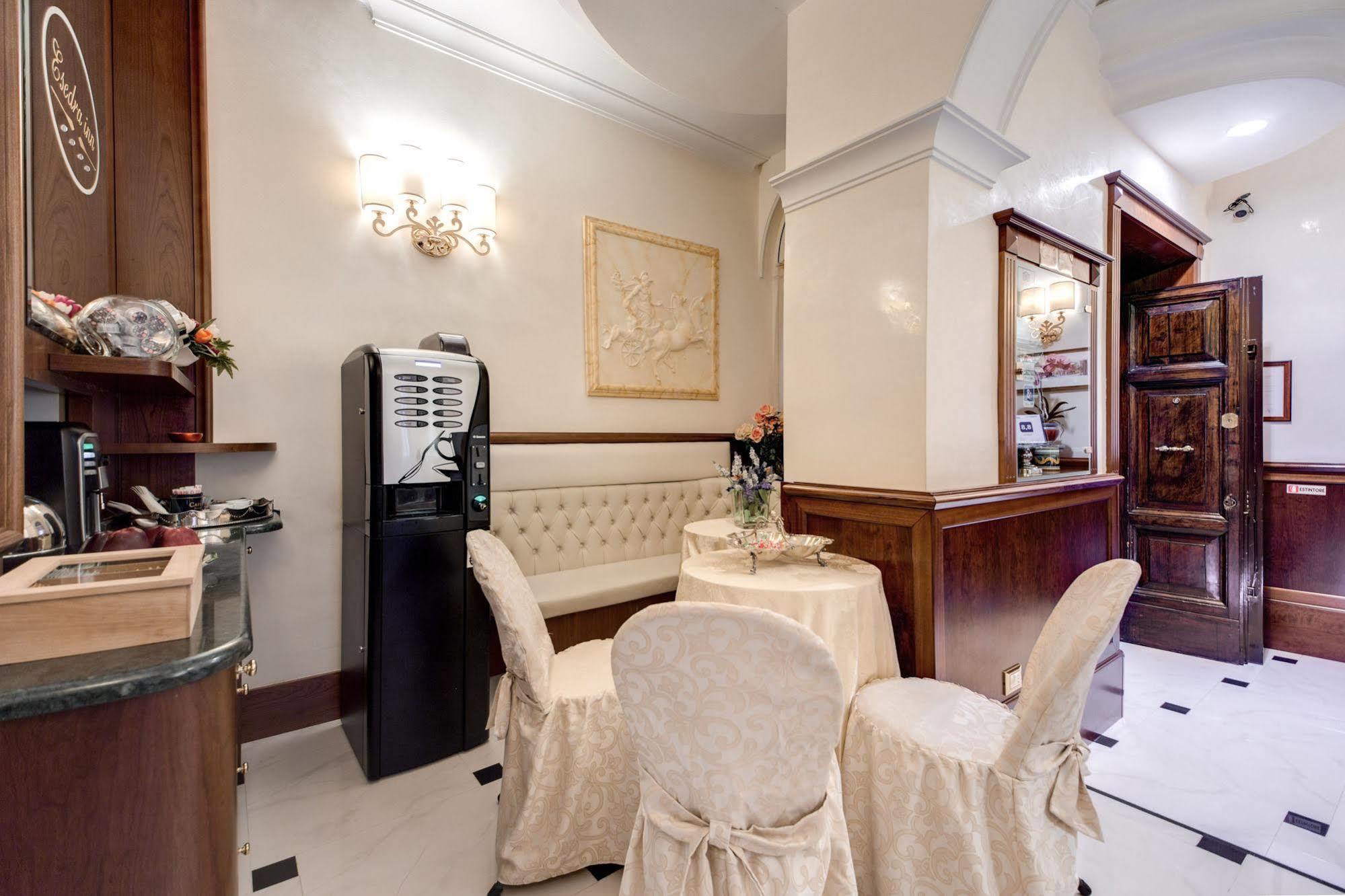 Esedra Inn Рим Екстериор снимка